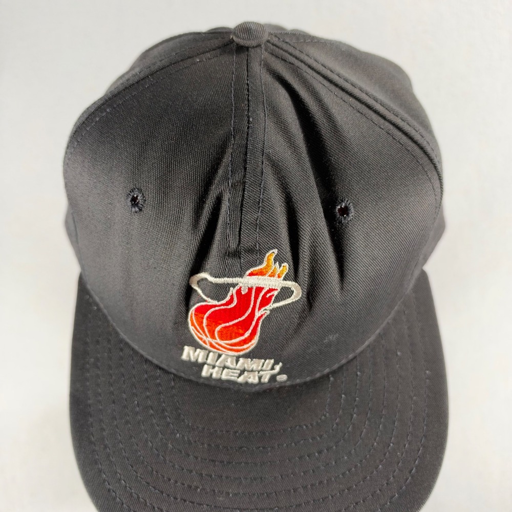 Miami Heat AJD 1990s Vintage NBA Snapback Hat Black Made in USA - Picture 7 of 8